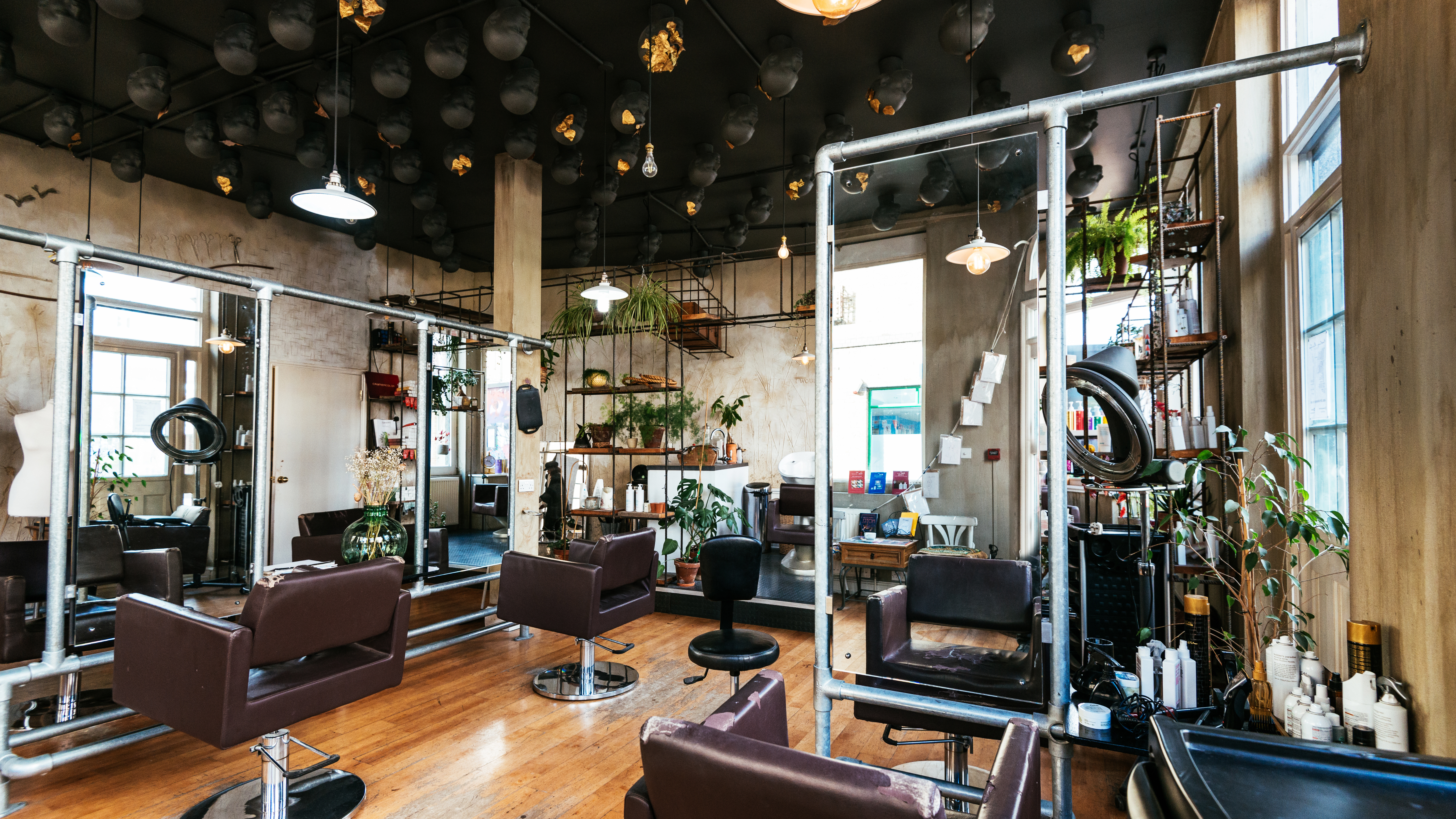Retail Product Sales in Salons: Tracking Cost of Goods Sold